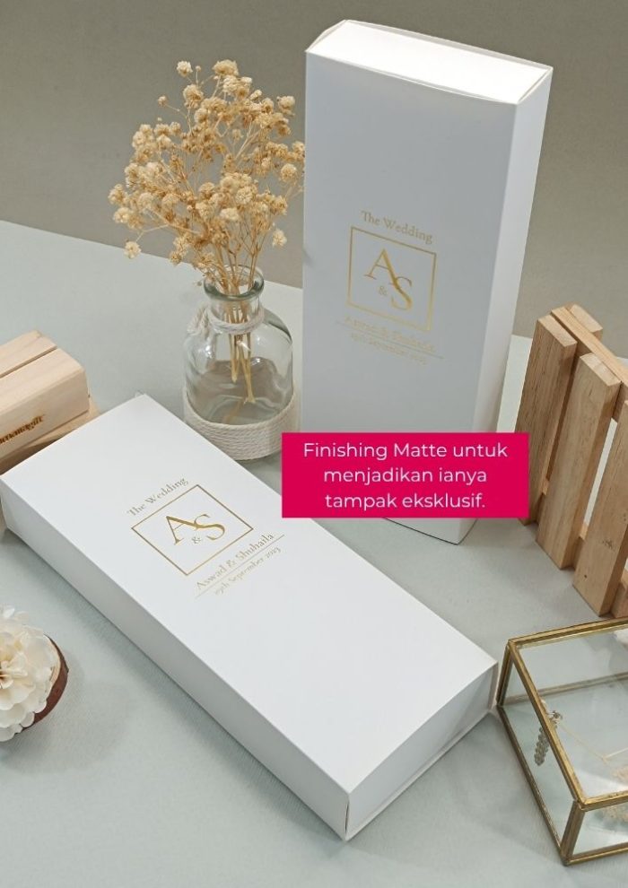 Spoon & Fork Set In Ayu Slide Box - Image 7