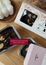 Brownies Almond In Bertha Box - Classic Baby Blue - Image 5